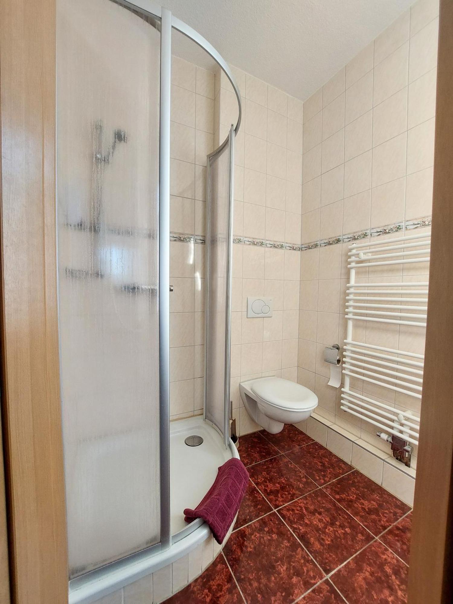 Zur Deutschen Eiche - Fruehstueckspension Und Ferienwohnungen Großschönau 部屋 写真