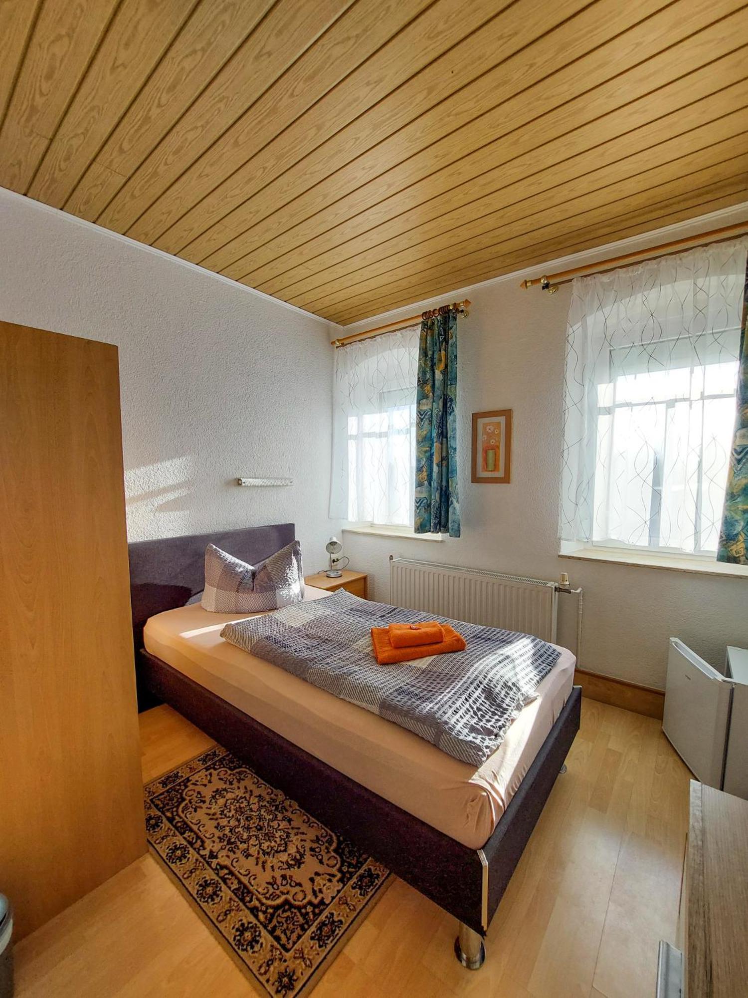 Zur Deutschen Eiche - Fruehstueckspension Und Ferienwohnungen Großschönau 部屋 写真